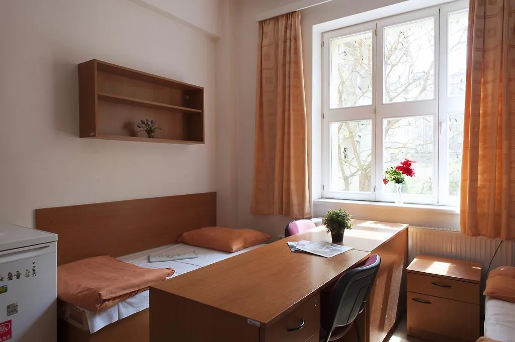 Roosevelt Hostel Prague 0*,  Czech Republic